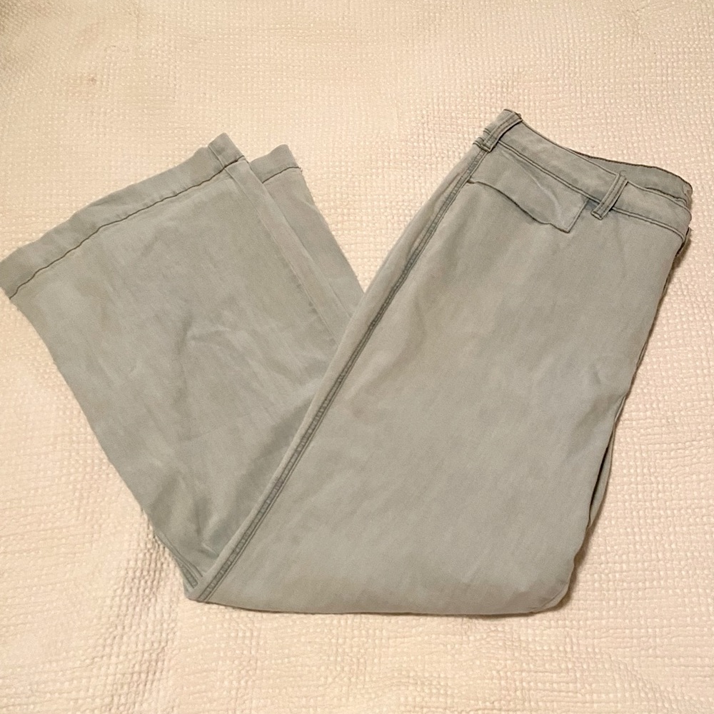 SZ 22W EST 1946 DENIM SOFT FLARE LEG DISTRESSED JEANS